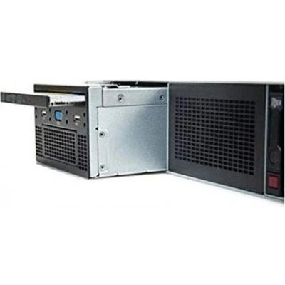 826708-B21 - Универсальный отсек для носителей HPE DL38X Gen10 826708-B21 - Универсальный отсек для носителей HPE DL38X Gen10